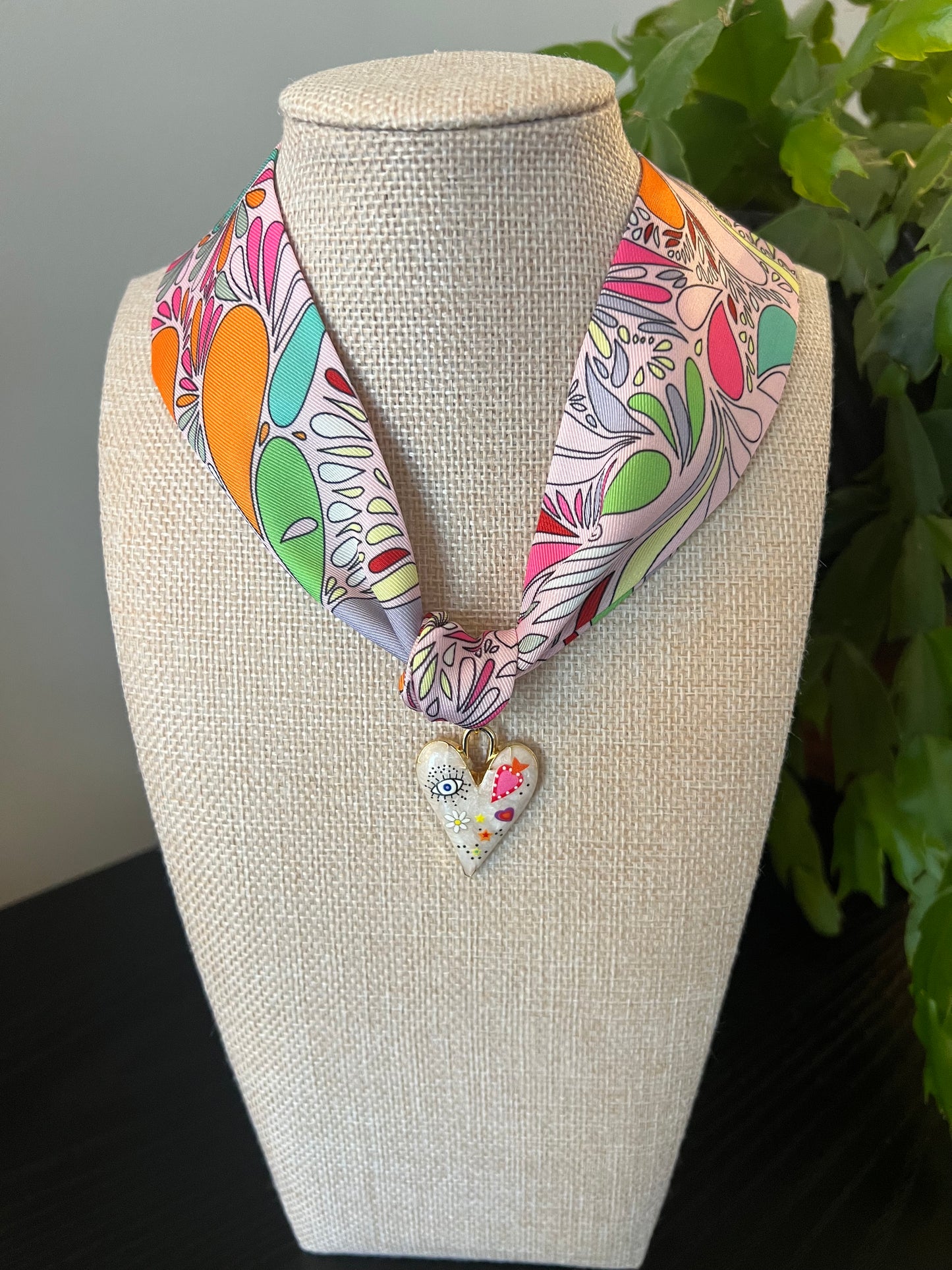 Heart Eyes Scarf Necklace