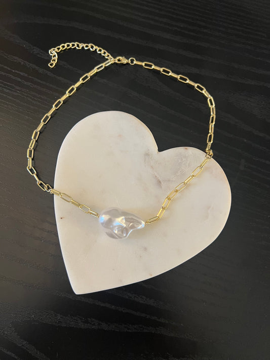 Darling Pearl Necklace