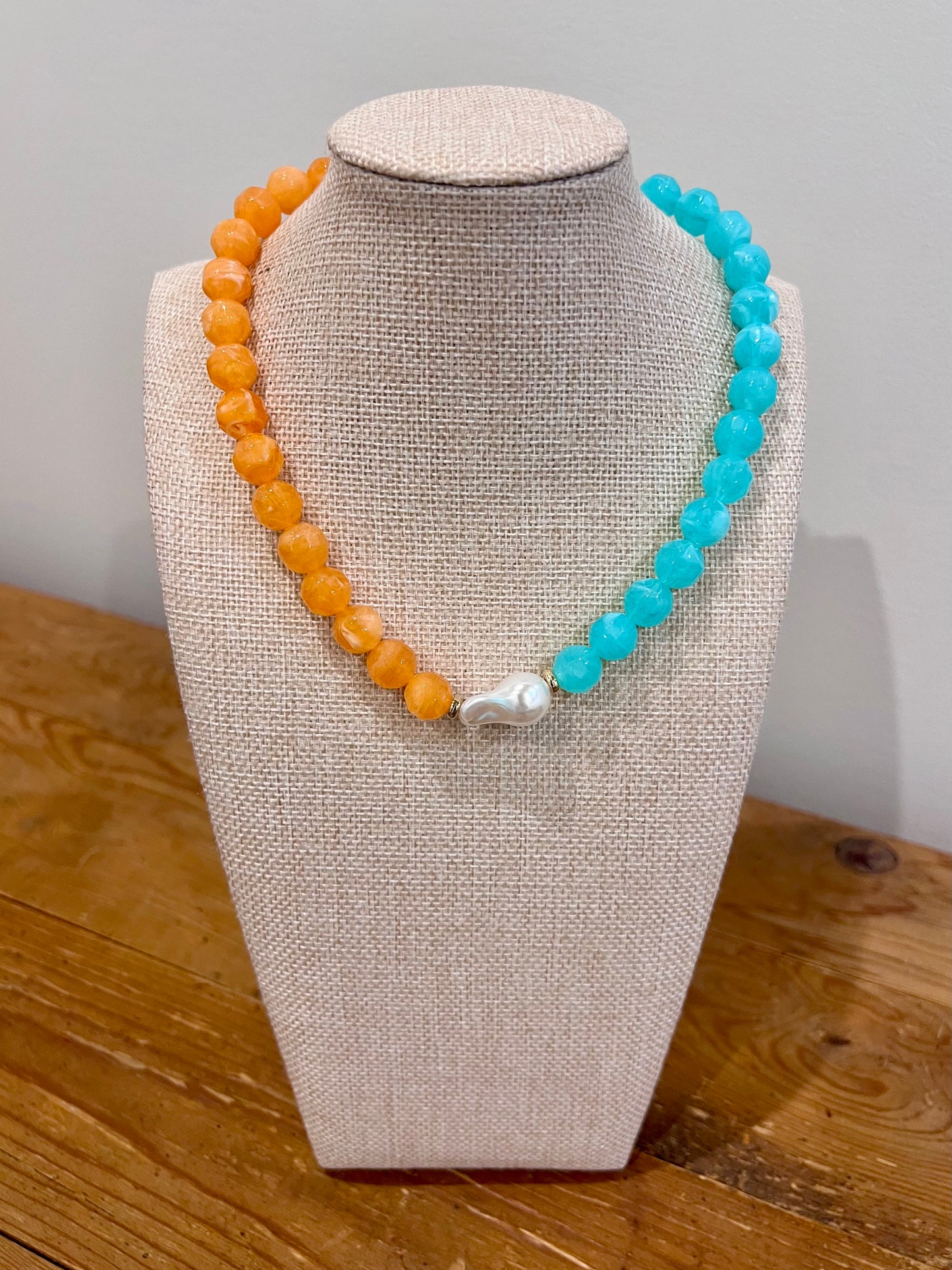 Pearl Moment Beaded Necklace
