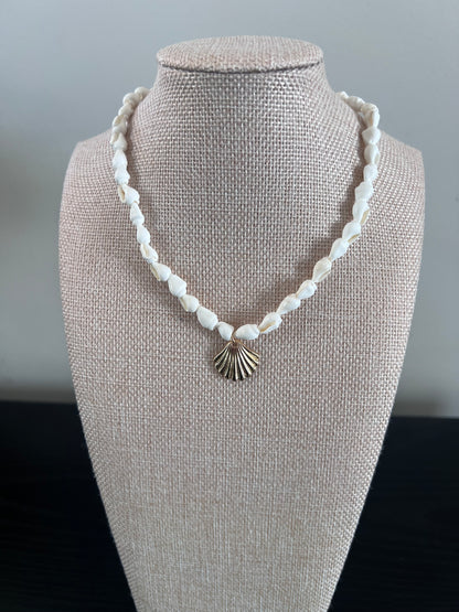 Beachside Treasure Necklace