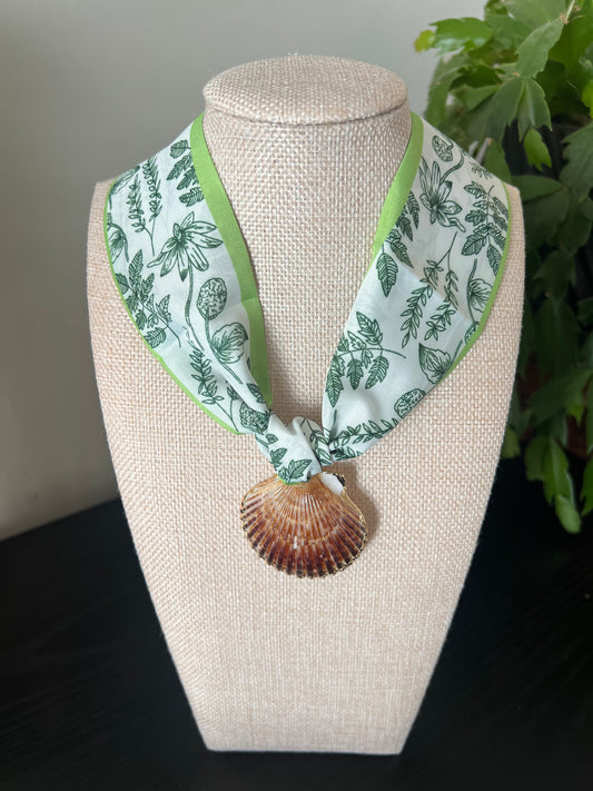 Green Floral Shell Necklace