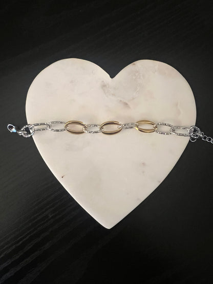 Trendsetter Chain Bracelet