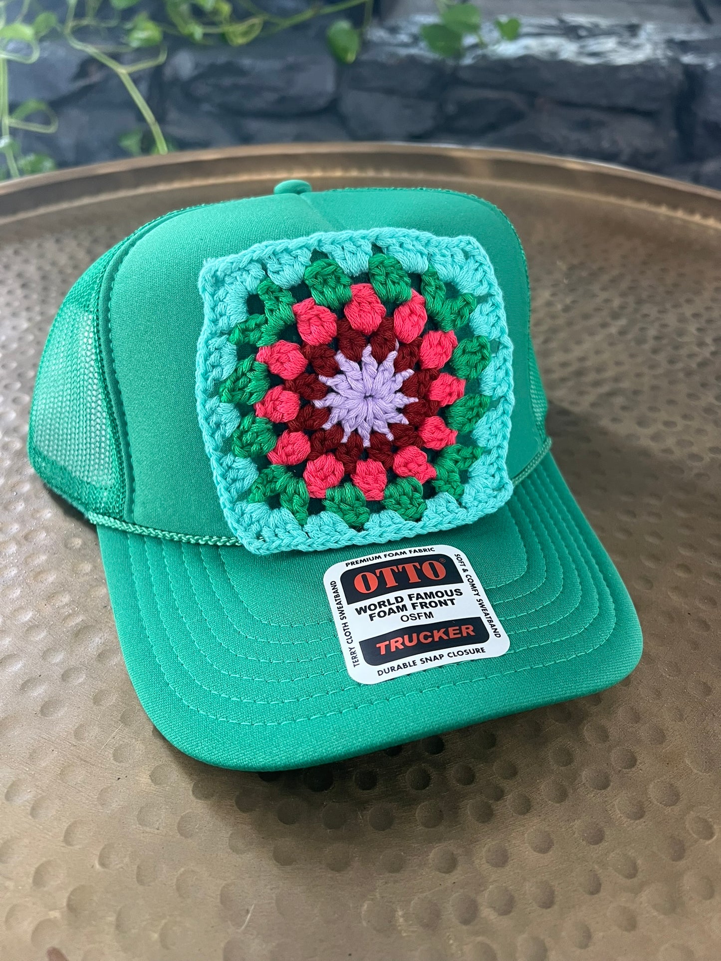 Kelly Green Granny Square Hat